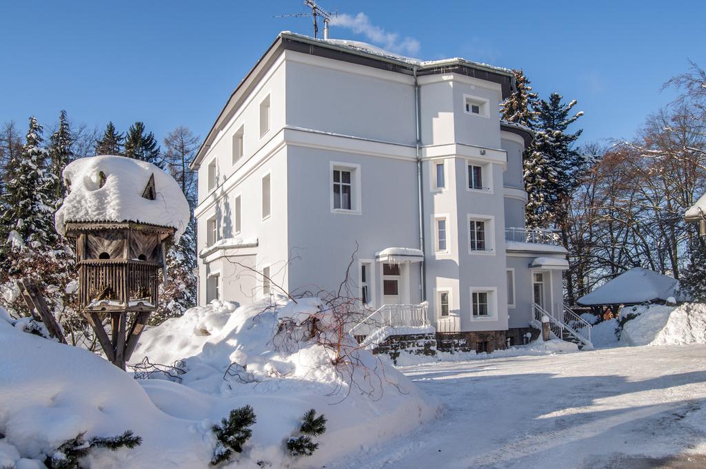 Pension Trautenberk Studenec Exteriör bild